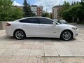 2016 Ford Fusion (North America) II Рестайлинг, белый, 2080000 рублей - вид 4