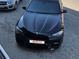 2010 BMW 5 серии 550i VI (F10/F11/F07), чёрный, 2500000 рублей, вид 3