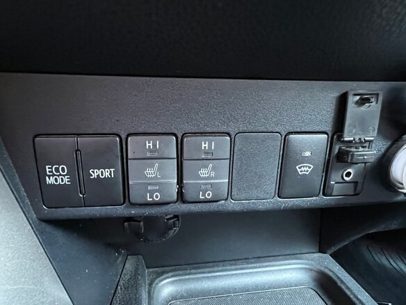 2017 Toyota RAV4 IV (XA40) Рестайлинг, красный, 1899000 рублей - вид 12