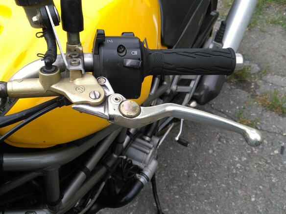 2001 Ducati Monster S4, жёлтый - вид 14