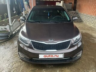 2015 Kia Rio III Рестайлинг, коричневый, 950000 рублей, вид 2