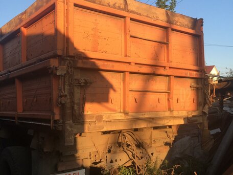 1992 КамАЗ 55102, оранжевый, 1100000 рублей, вид 2