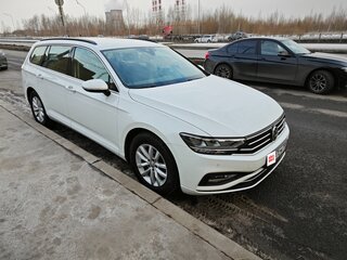 2020 Volkswagen Passat B8 Рестайлинг, белый, 2850000 рублей, вид 3