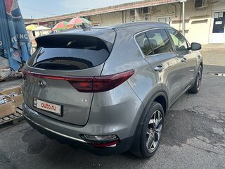 2019 Kia Sportage IV Рестайлинг, серебристый, 2250000 рублей, вид 4