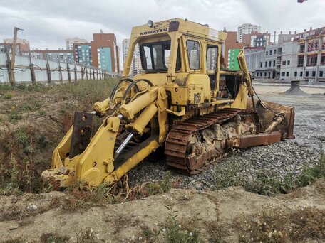 1996 Komatsu D155, жёлтый, 5000000 рублей, вид 4