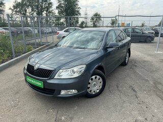 2011 Skoda Octavia II (A5) Рестайлинг, серый, 730000 рублей, вид 1