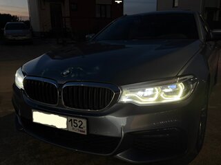 2018 BMW 5 серии 520d xDrive VII (G30/G31/G38), серый, 3850000 рублей, вид 5