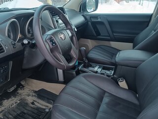 2010 Toyota Land Cruiser Prado 150 Series, бежевый, 2950000 рублей, вид 4
