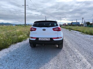 2011 Kia Sportage III, белый, 1690000 рублей, вид 3