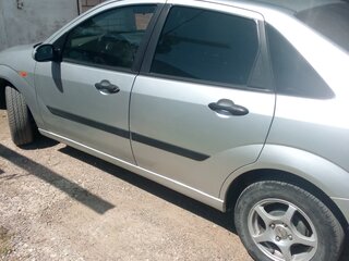 2002 Ford Focus I Рестайлинг, серебристый, 360000 рублей, вид 3