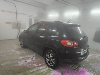 2008 Volkswagen Tiguan I, чёрный, 1100000 рублей, вид 2