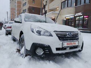 2014 Subaru Outback IV Рестайлинг, белый, 1500000 рублей, вид 5