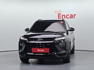 2022 Chevrolet TrailBlazer III, чёрный, 1640000 рублей, вид 3
