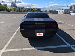 2019 Dodge Challenger III Рестайлинг 2, красный, 4000000 рублей, вид 4