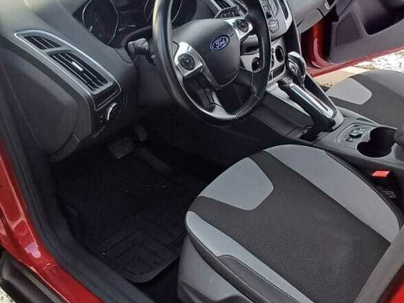 2012 Ford Focus III, красный, 857000 рублей - вид 13