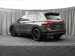 2021 Volkswagen Tiguan II Рестайлинг, серый, 3050000 рублей, вид 4