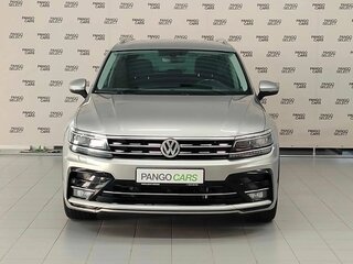 2018 Volkswagen Tiguan II, серебристый, 2549000 рублей, вид 2