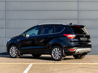 2017 Ford Kuga II Рестайлинг, чёрный, 1695000 рублей, вид 4