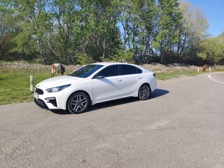 2019 Kia Cerato IV, белый, 2350000 рублей, вид 5
