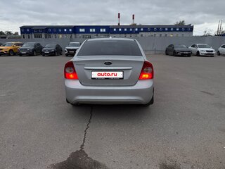 2010 Ford Focus II Рестайлинг, серебристый, 495000 рублей, вид 5