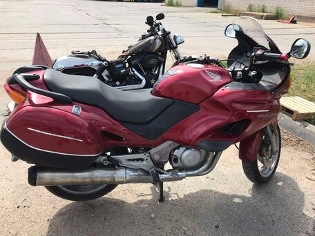 1999 Honda NT650V Deauville, красный, 298961 рублей, вид 3