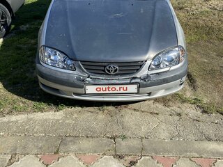2001 Toyota Avensis I Рестайлинг, серебристый, 350000 рублей, вид 1