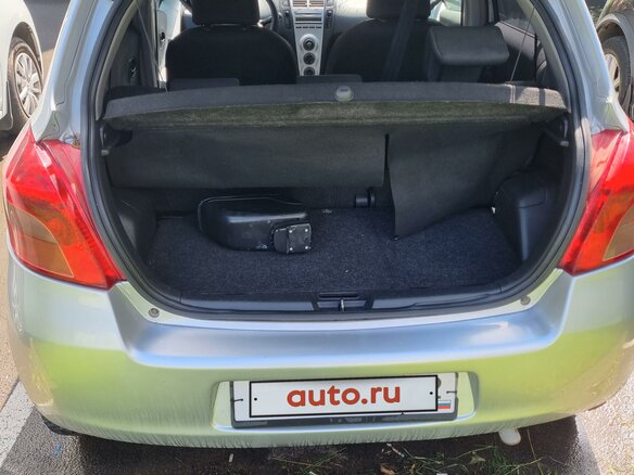 2007 Toyota Yaris II, серебристый, 430000 рублей - вид 17