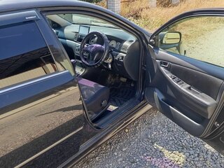2001 Toyota Corolla Runx IX (E120, E130), чёрный, 490000 рублей, вид 3