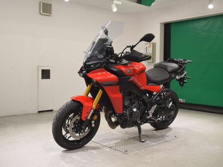 2022 Yamaha MT-09 Tracer (FJ-09), красный, 1600000 рублей, вид 4