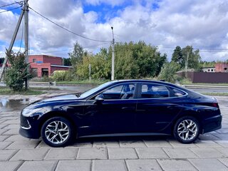 2022 Hyundai Sonata VIII (DN8), чёрный, 2250000 рублей, вид 4