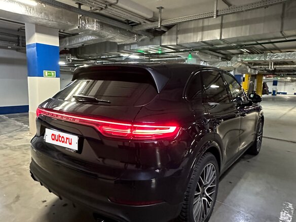 2018 Porsche Cayenne III, чёрный - вид 3