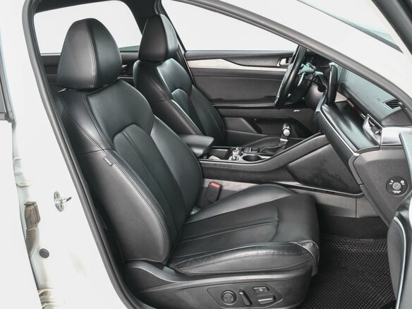 2021 Kia K5 III, белый - вид 7