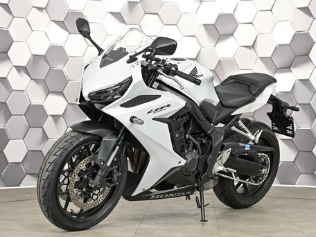 2023 Honda CBR 650R, белый, 957000 рублей, вид 2