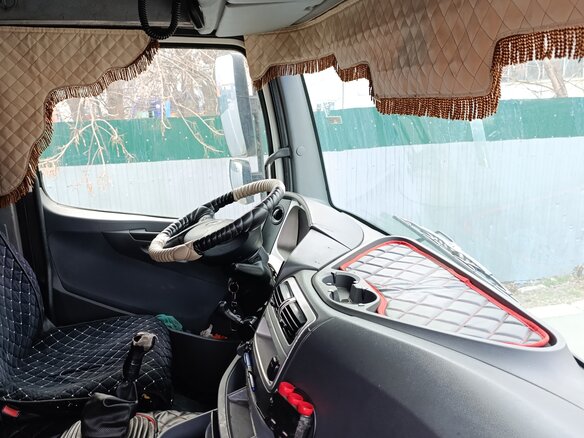 2011 Mercedes-Benz Axor, белый, 2150000 рублей - вид 6
