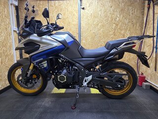 Voge 525DSX