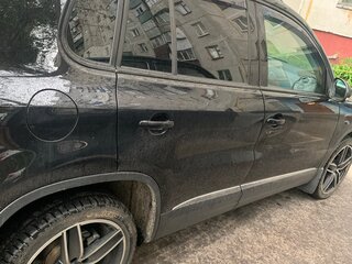 2012 Volkswagen Tiguan I Рестайлинг, чёрный, 1550000 рублей, вид 5