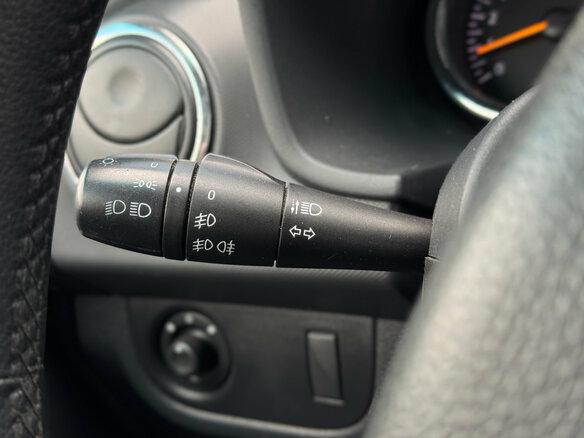 2016 Renault Logan II, серый - вид 14