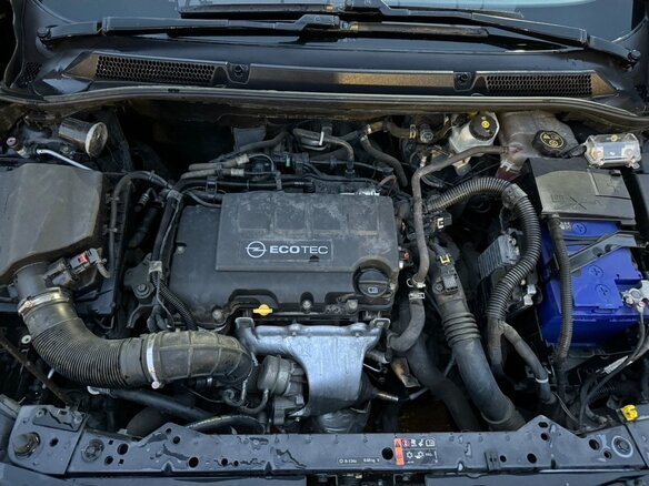 2012 Opel Astra GTC J Рестайлинг, чёрный, 920000 рублей - вид 23