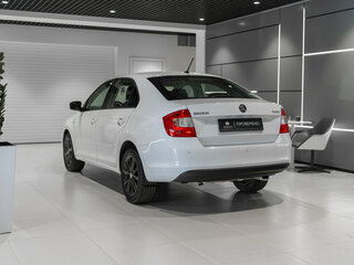 2016 Skoda Rapid I, белый, 945000 рублей, вид 5