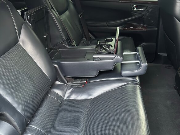 2013 Lexus LX 570 III Рестайлинг, серебристый, 5100000 рублей - вид 15