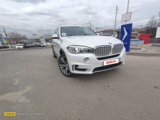 2017 BMW X5 35d III (F15), белый, 3000000 рублей, вид 3