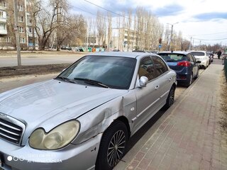 2004 Hyundai Sonata ТагАЗ IV (EF) Рестайлинг, серебристый, 250000 рублей, вид 1