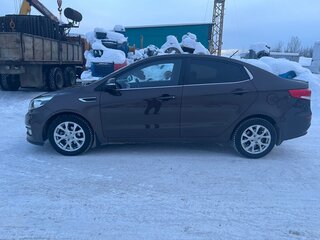2016 Kia Rio III Рестайлинг, коричневый, 999999 рублей, вид 5