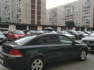 2008 Opel Astra H Рестайлинг, чёрный, 500000 рублей, вид 2