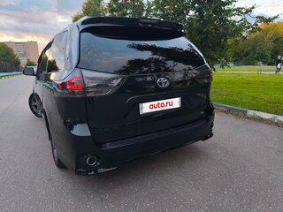 2018 Toyota Sienna III Рестайлинг 2, чёрный, 3430000 рублей, вид 5