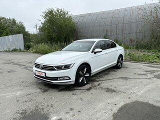 2017 Volkswagen Passat DSG6 B8, белый, 2300000 рублей, вид 1