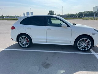 2011 Porsche Cayenne II (958), белый, 2200000 рублей, вид 5