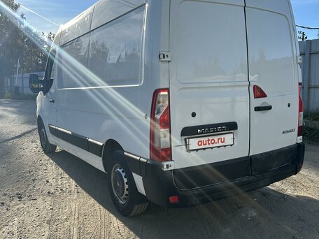 2020 Renault Master, белый, 2900000 рублей, вид 5