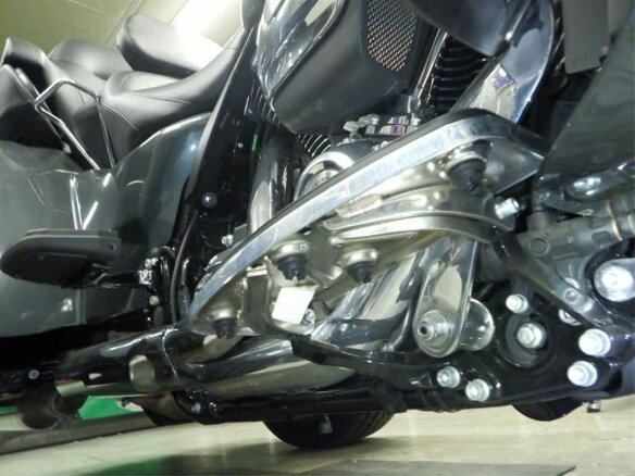 2025 Harley-Davidson Tri Glide, серый, 2769000 рублей - вид 12