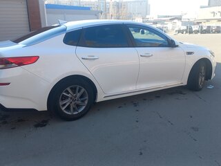 2019 Kia K5 II, белый, 2200000 рублей, вид 5
